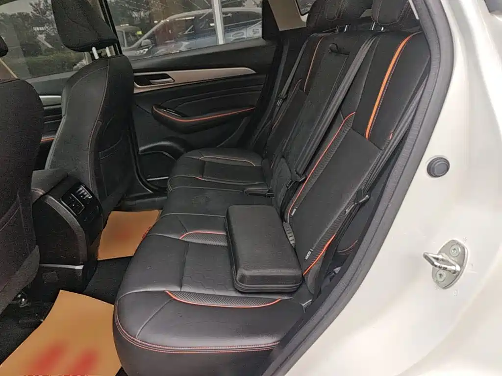 Haval F7 2021 2021 2.0T FWD i-Drive