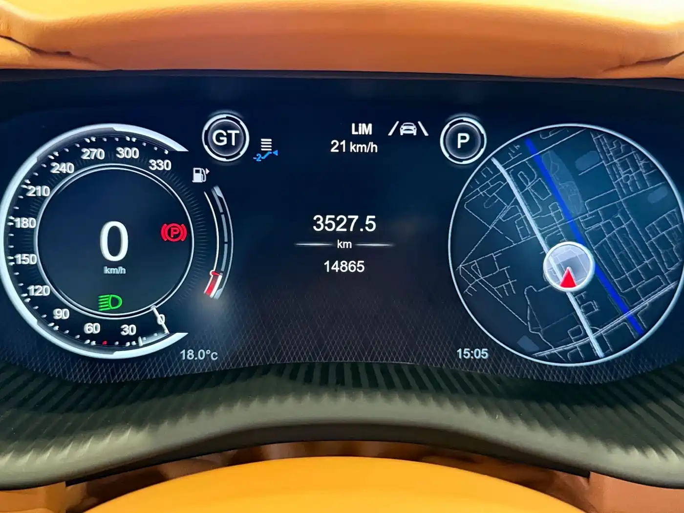 Aston Martin DBX 2023 2023 3.0T STRAIGHT-SIX