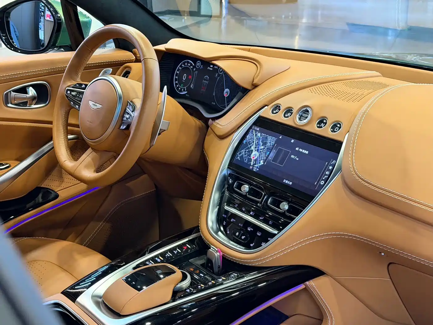Aston Martin DBX 2023 2023 3.0T STRAIGHT-SIX
