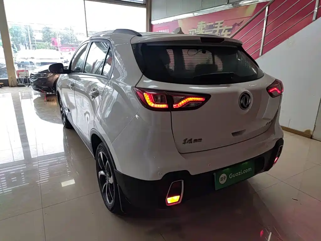 Dongfeng Aeolus Dongfeng Fengshen AX4 2018 2017 1.6L Manual Trendy