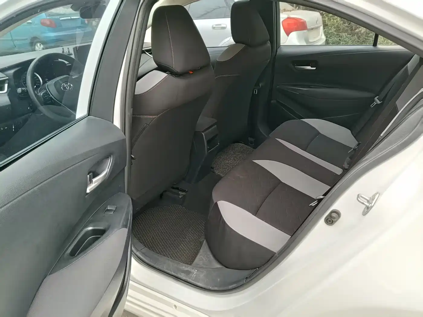 Toyota Corolla 2023 1.2T Pioneer Edition фото 6