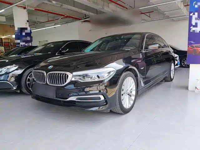 BMW 5 Series 2020