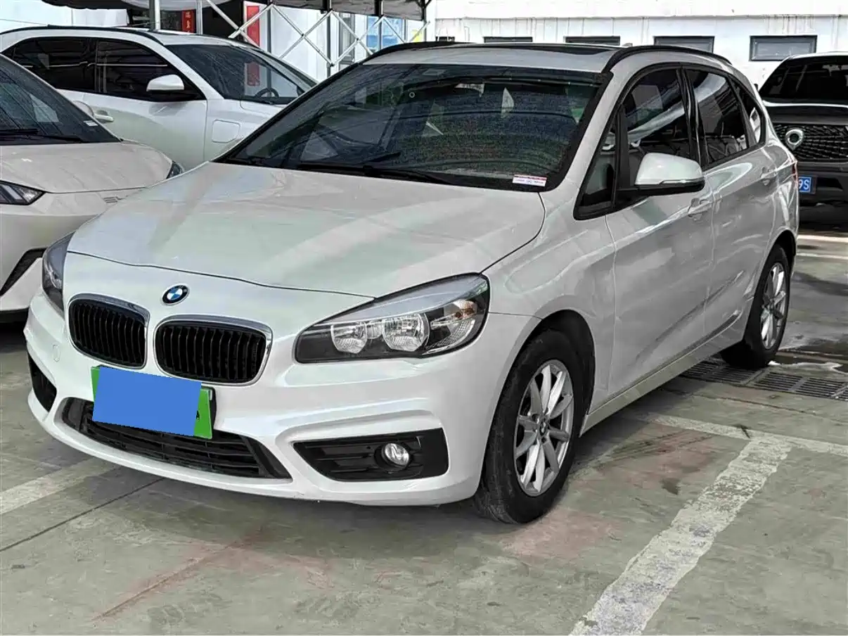BMW 2 Series Touring 2016 2016 218i Fashion Model