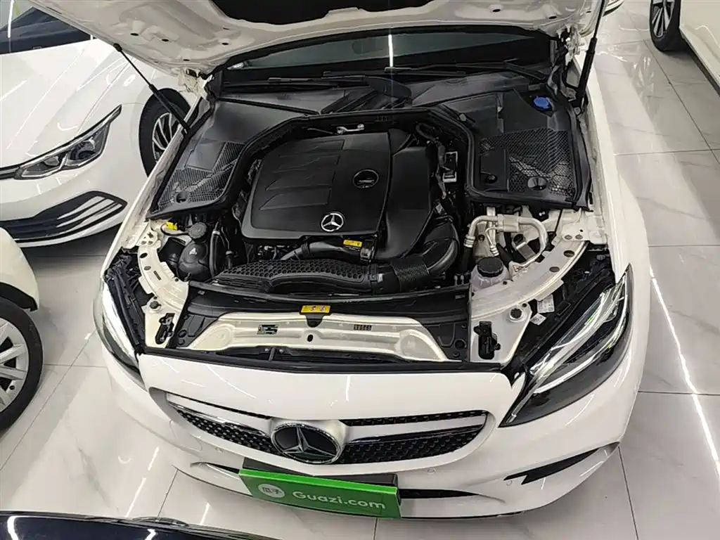MERCEDES-BENZ CLASS C