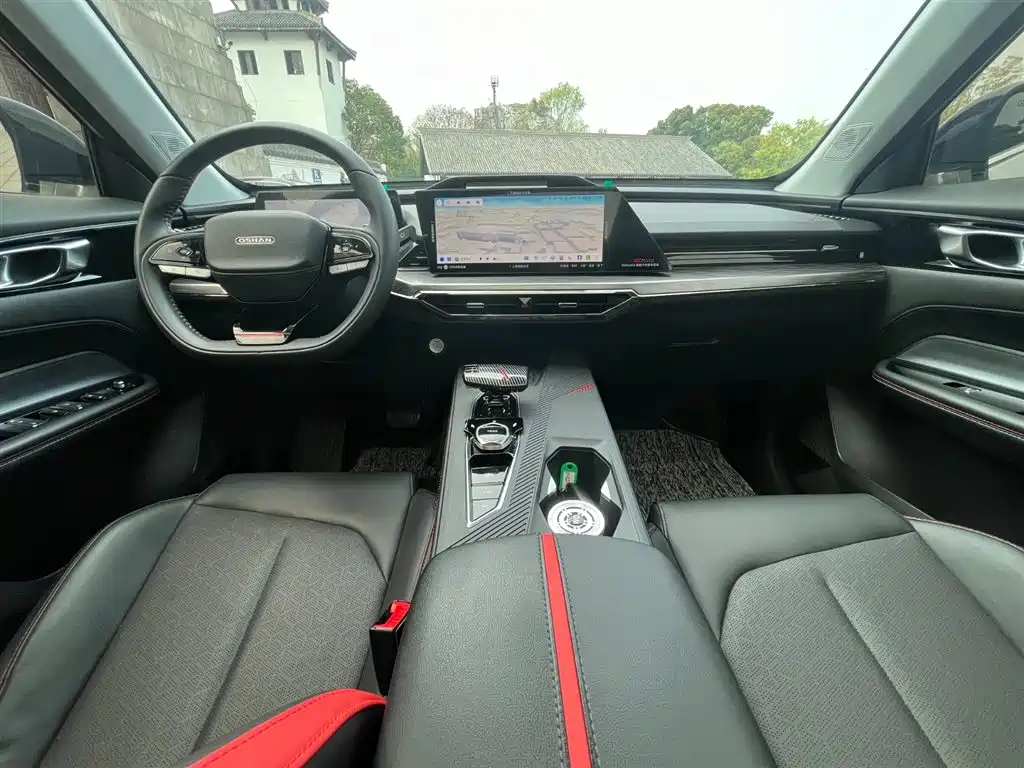 CHANGAN CHANGAN AUCHAN Z6