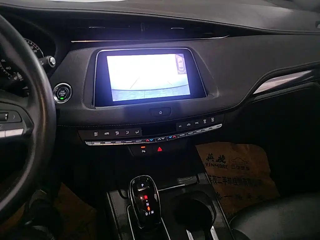 CADILLAC XT4