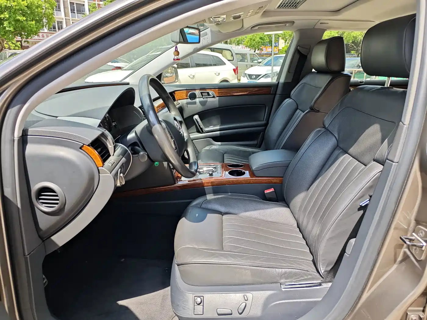 Volkswagen Phaeton 2012 2012 3.0L Business