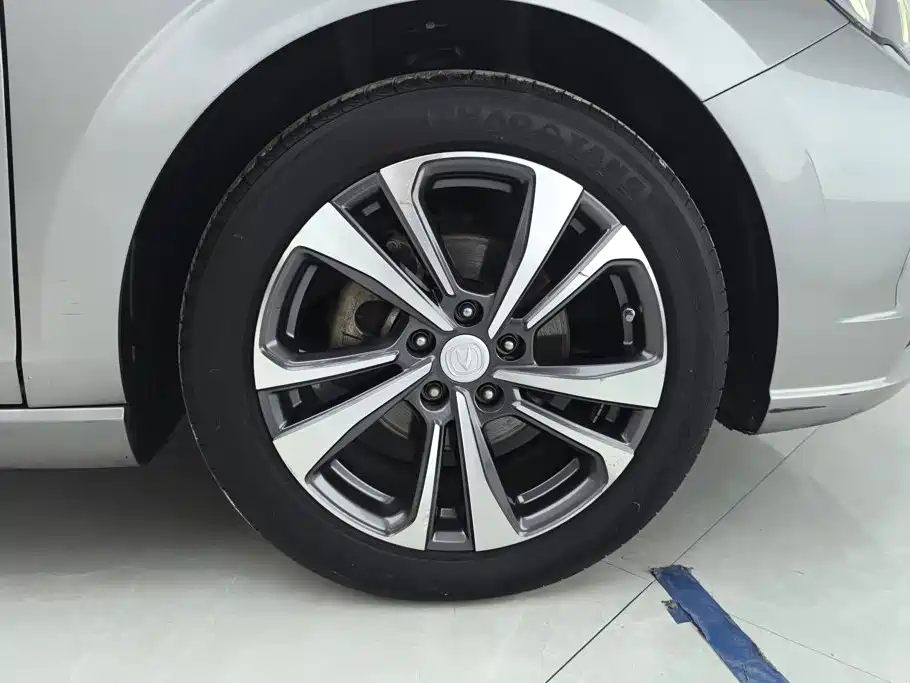 Changan Eado 2020 2020 PLUS Blue Whale NE 1.4T GDI DCT Flagship