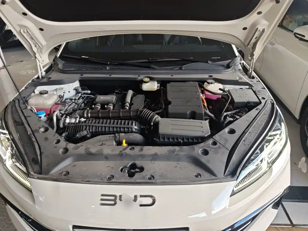 BYD Seal 06 New Energy 2025 2025 DM-i Smart Drive Edition 120KM Luxury