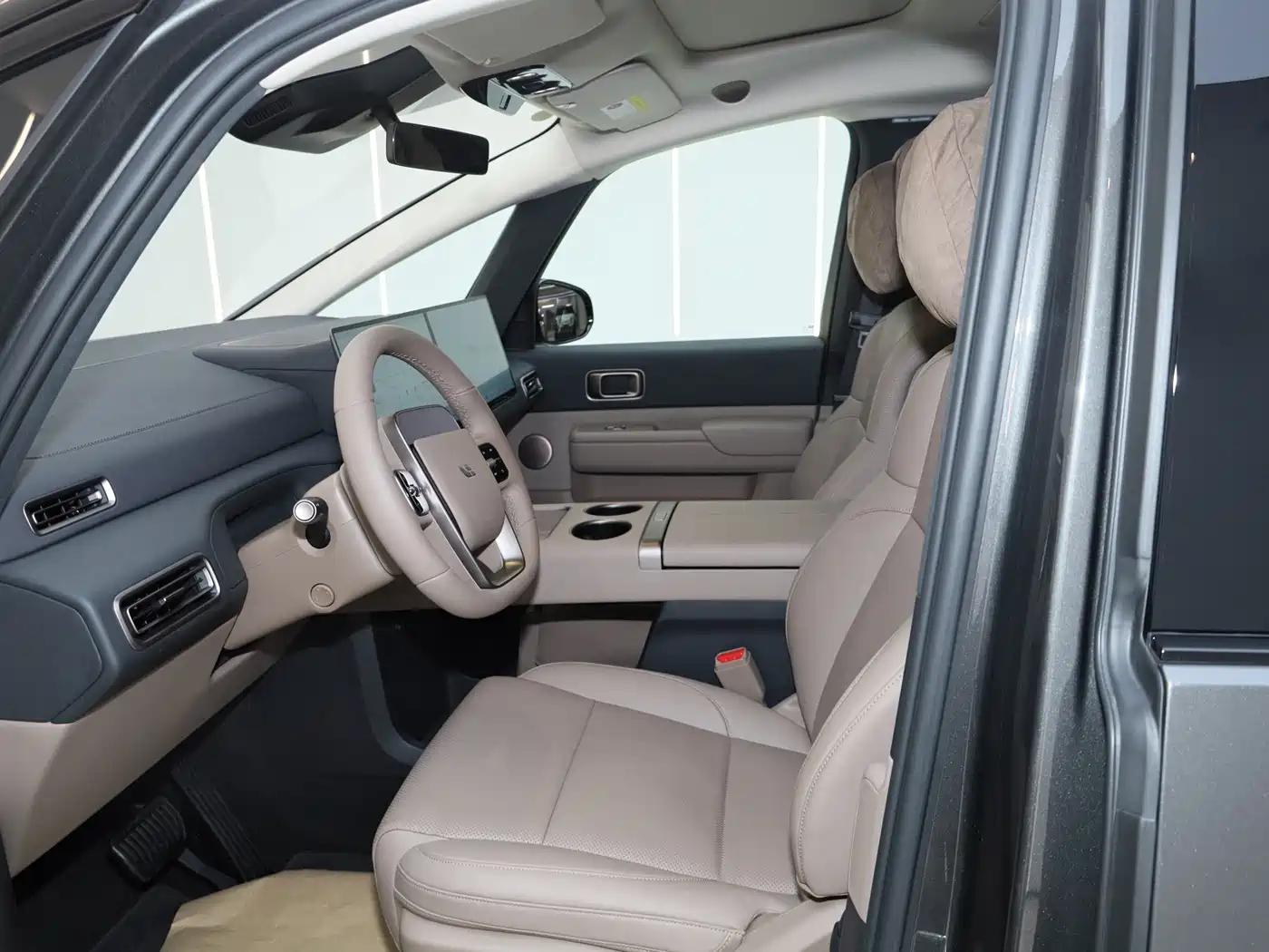 Li Auto MEGA 2025 2025 Ultra Smart Renewal Edition