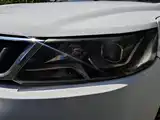Photo 5 - Geely Emgrand X6