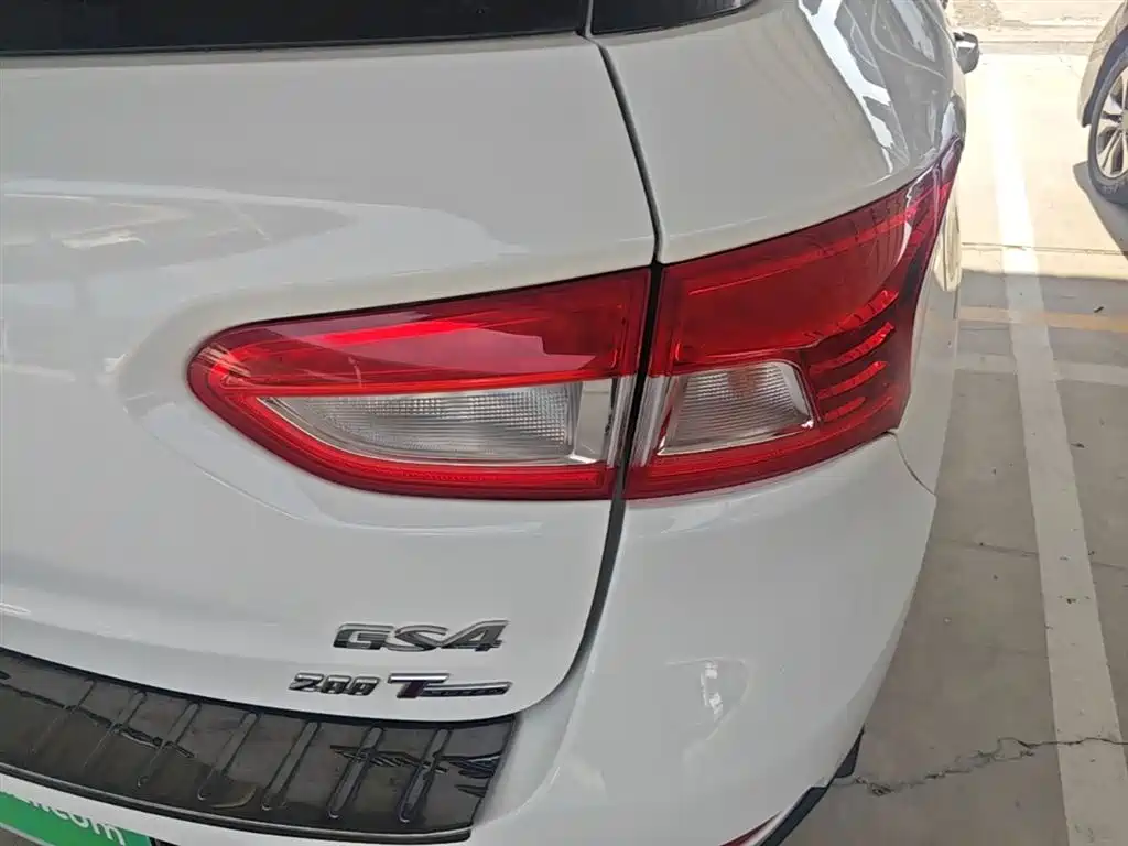 GAC Trumpchi Trumpchi GS4 2015 200T G-DCT Luxury Edition фото 24