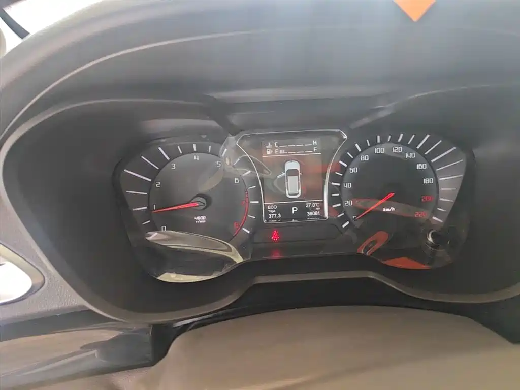 GAC Trumpchi Trumpchi GS4 2015 200T G-DCT Luxury Edition фото 8