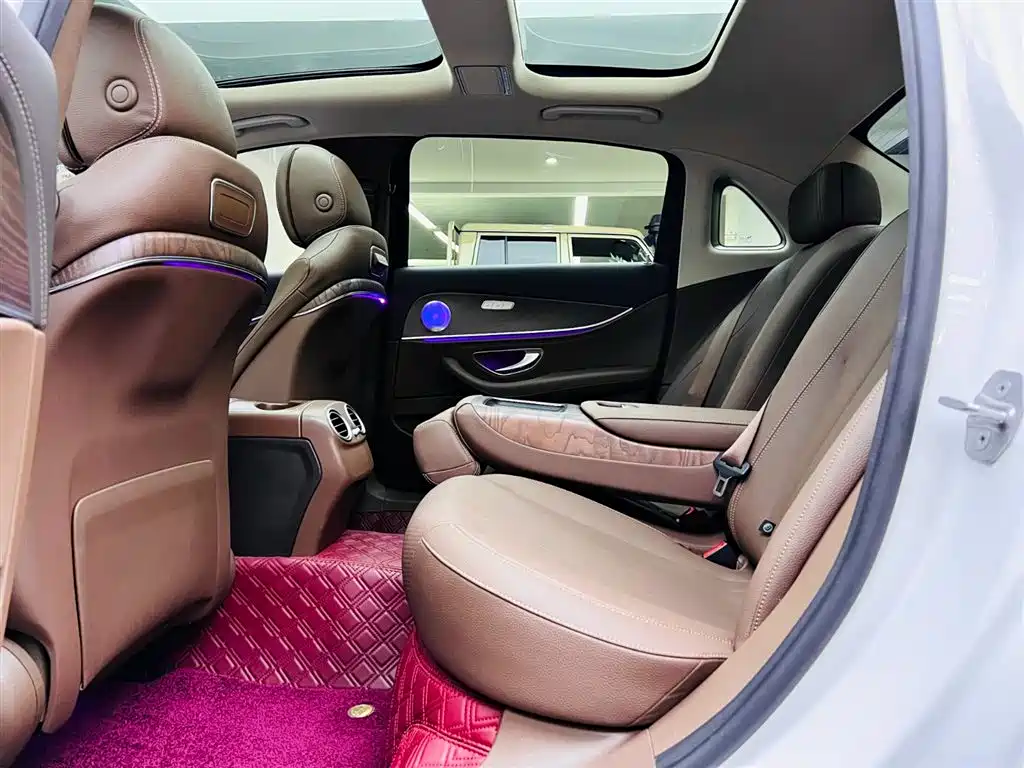 Mercedes-Benz E-Class 2020 E 300 L Fashion фото 16