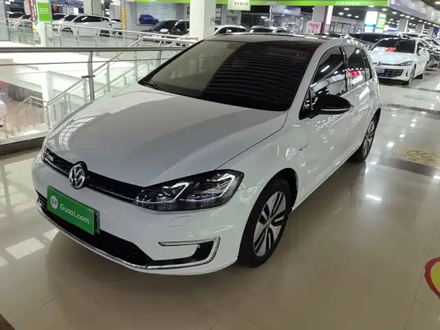  Volkswagen Volkswagen Golf Electric 2020 Chi