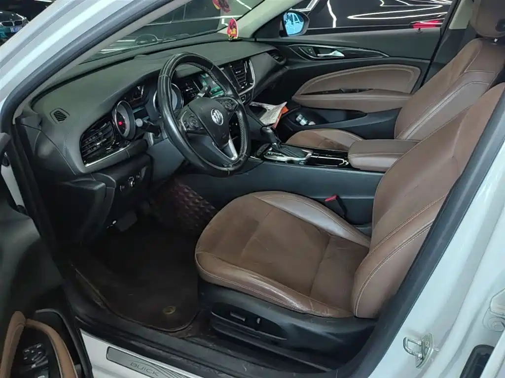 Buick Regal 2019 20T Elite China VI фото 15