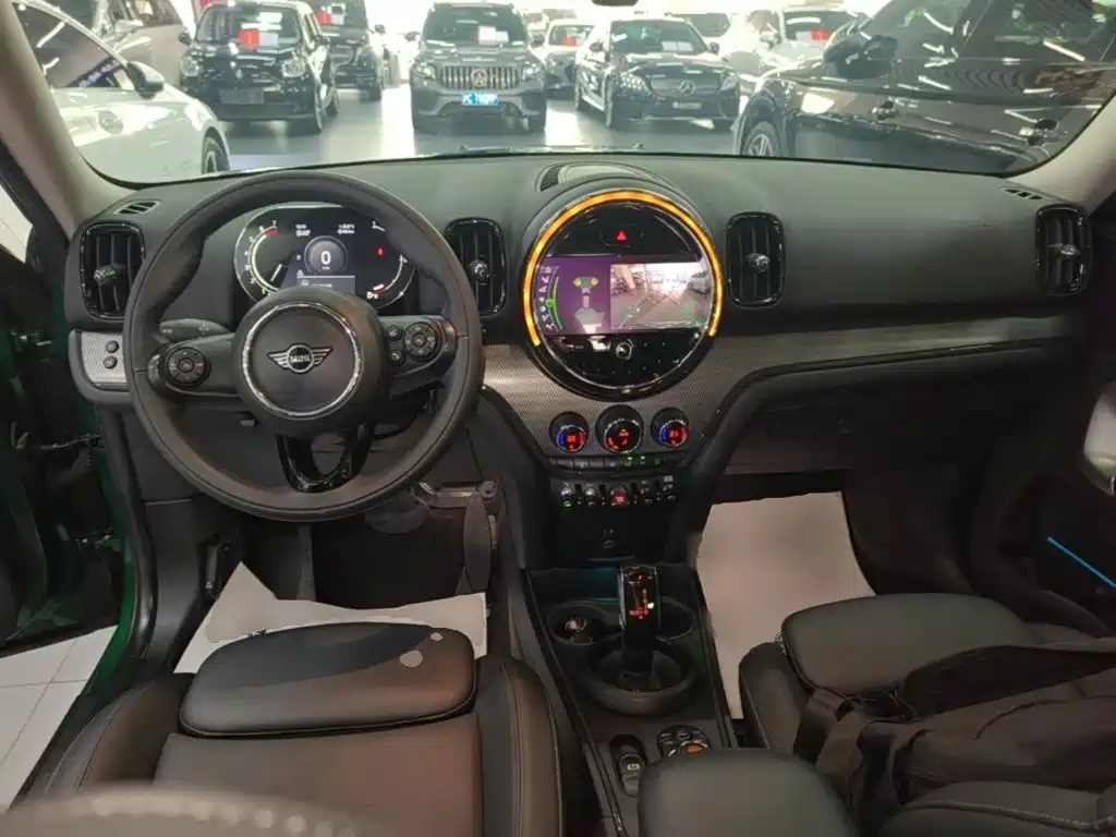 Photo 10 - MINI COUNTRYMAN