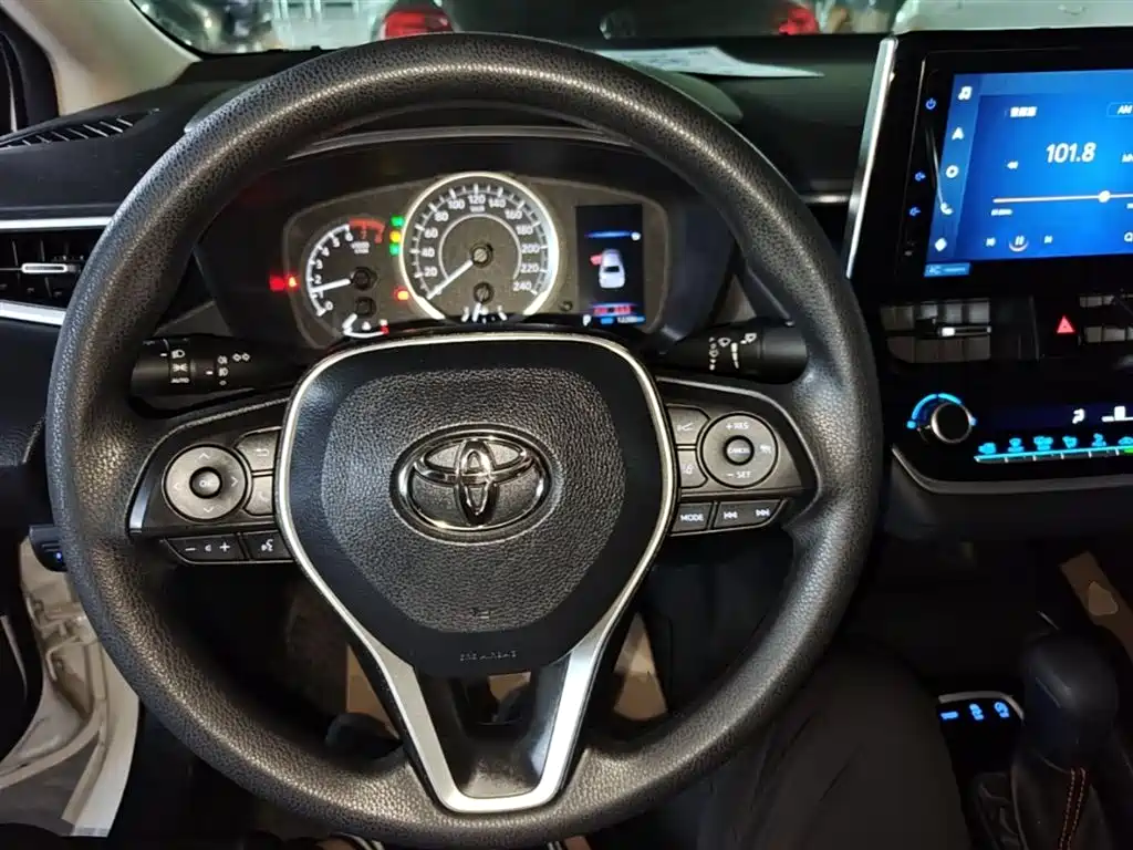 Toyota Corolla 2021 1.2T S-CVT Elite PLUS Edition фото 11