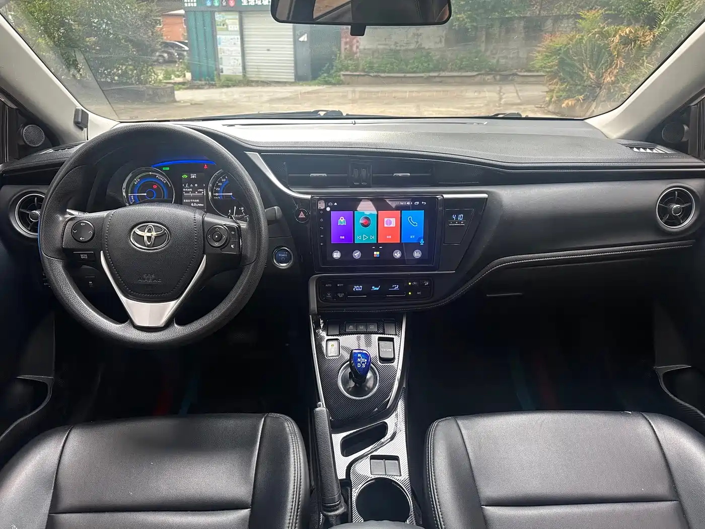 Фото 5 - Toyota Corolla