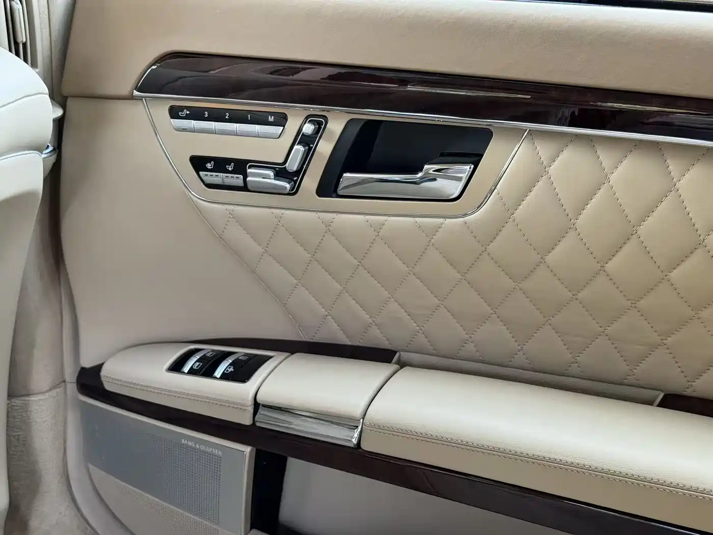 Mercedes-Benz S-Class AMG 2013 AMG S 65 L Grand Edition фото 28