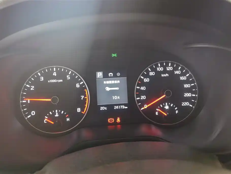 Kia KX CROSS 2017 1.4L AT GLS фото 14