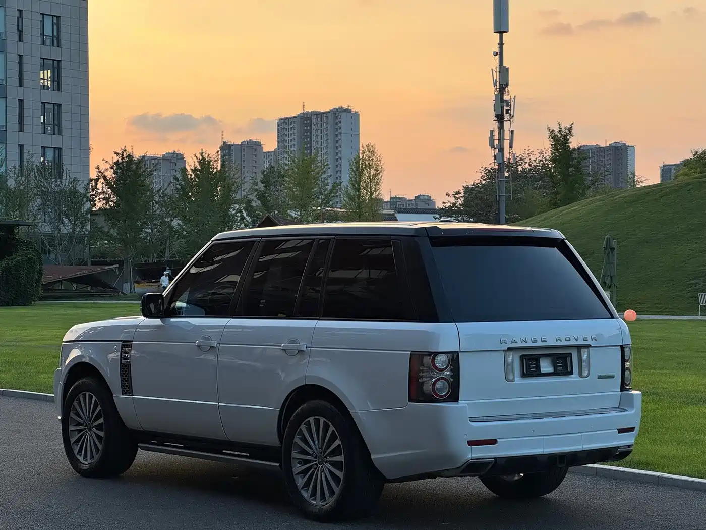 Фото 3 - Land Rover Range Rover