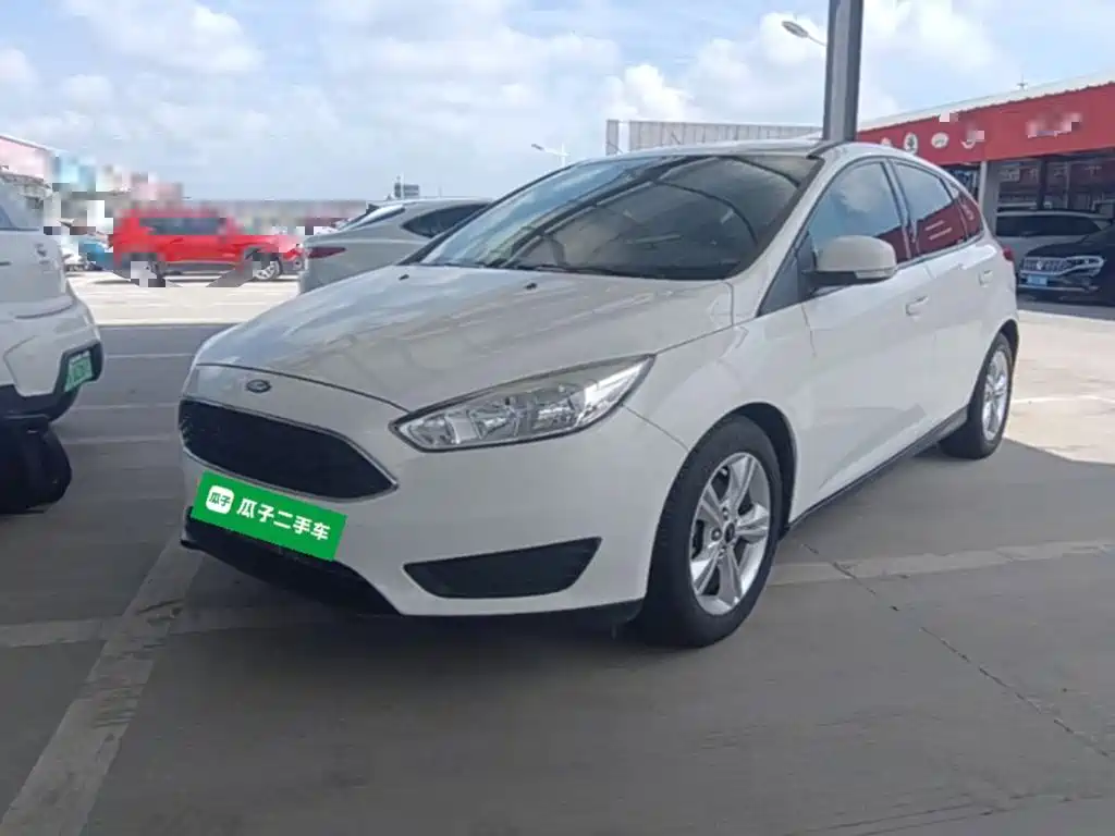 Фото 1 - Ford Focus