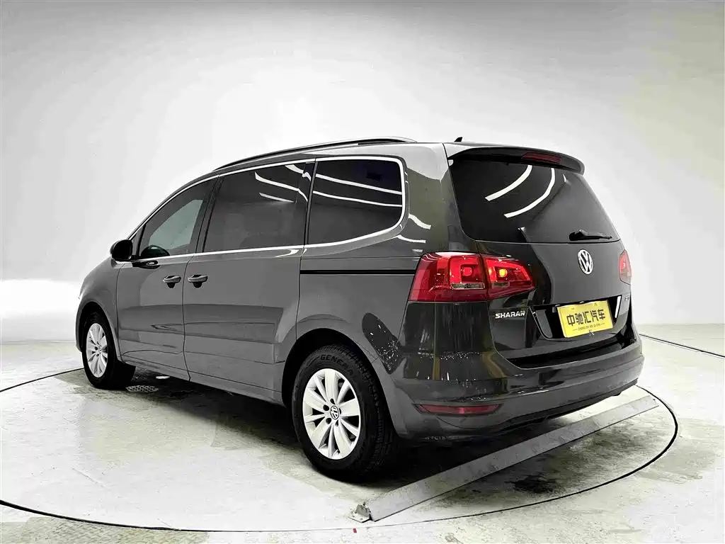 Фото 19 - Volkswagen Sharan