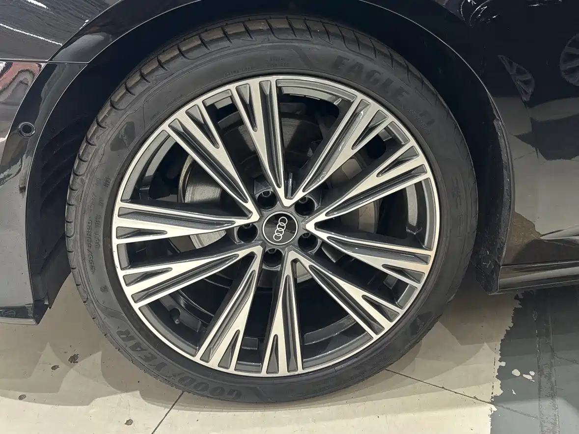Audi A6L 2025 45 TFSI Premium Sport фото 10