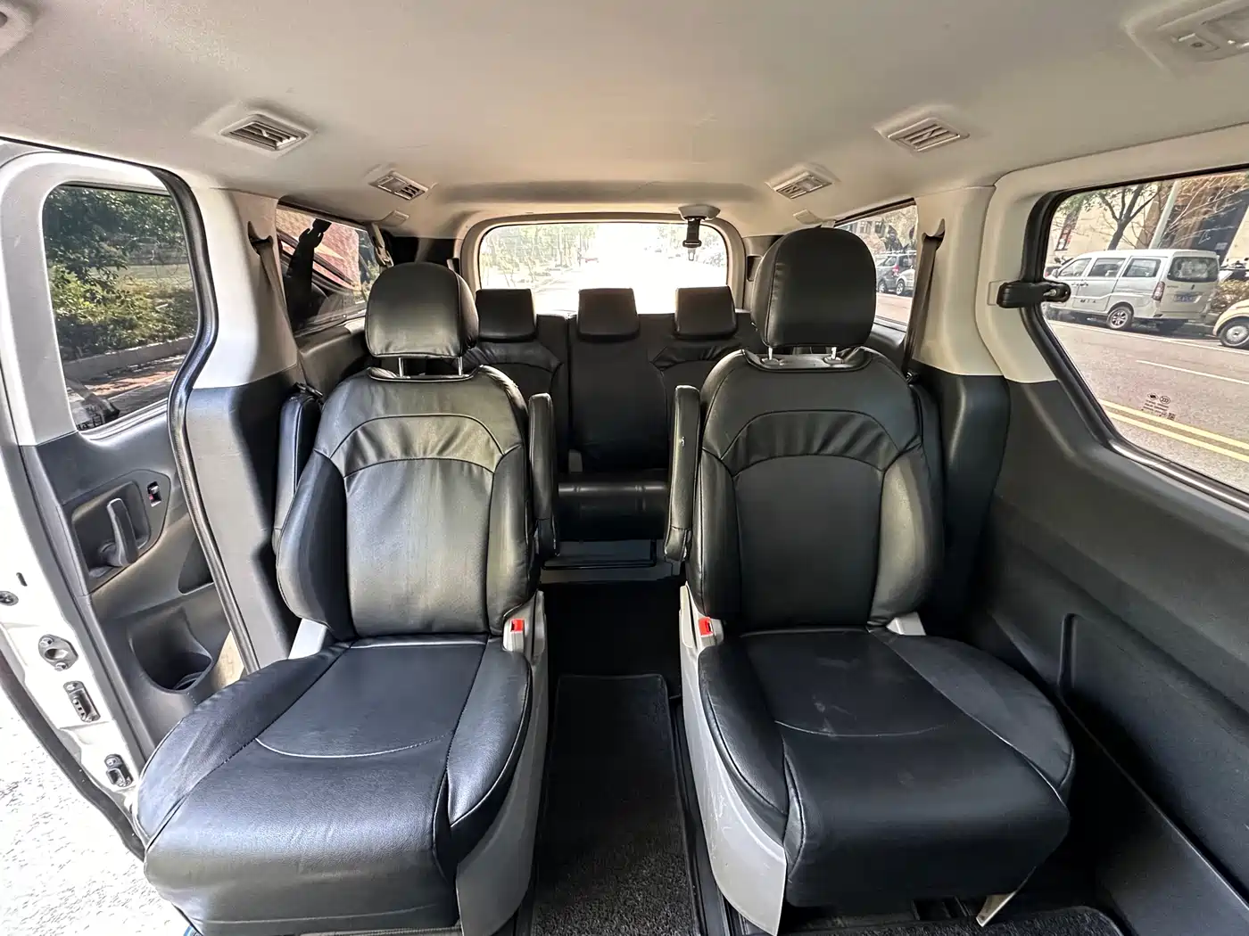 SAIC Maxus Maxus G10 2018 PLUS 2.0T Automatic Executive Edition фото 15