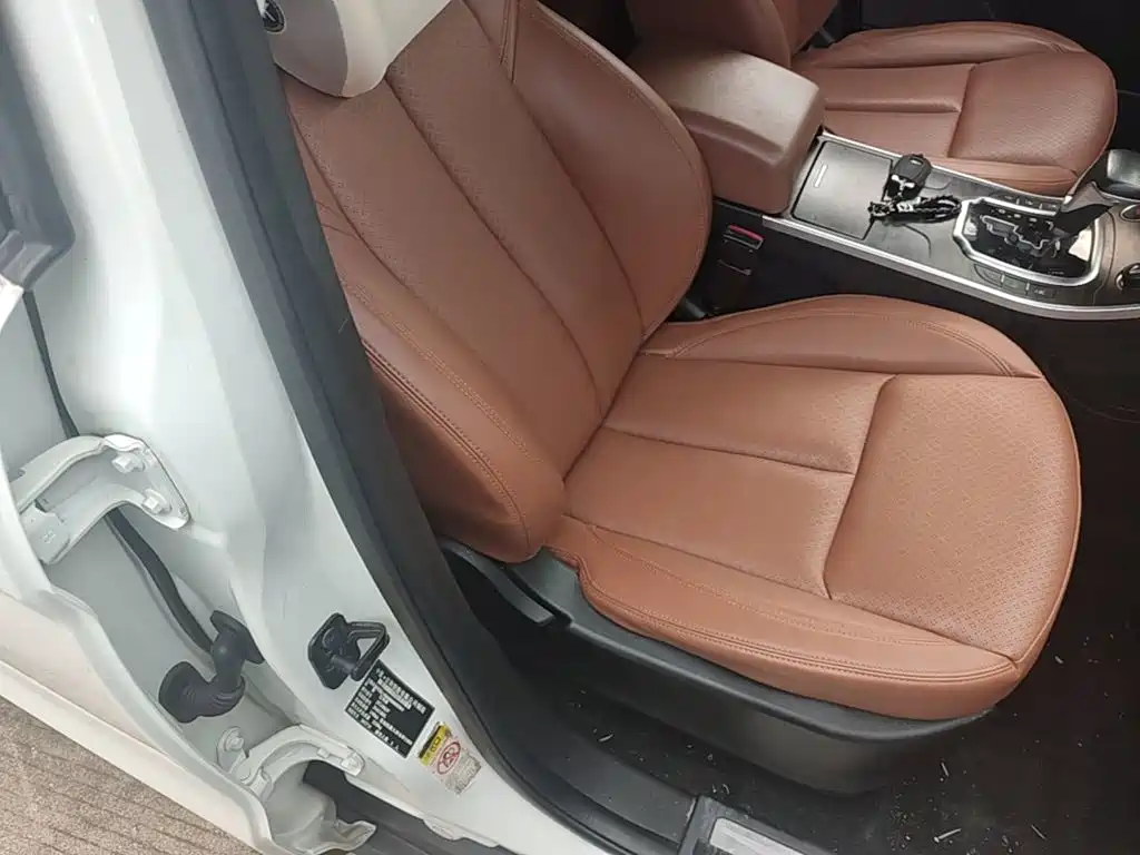 Landwind X7 2018 2018 Jinyue 1.5T Panorama Prestige
