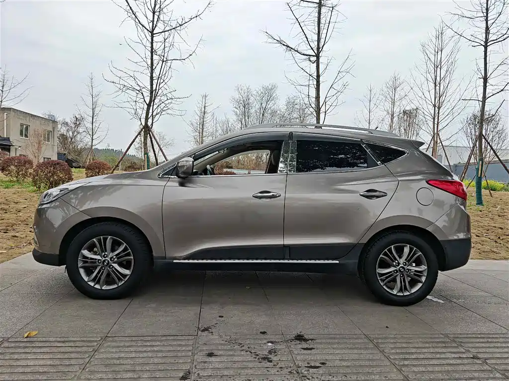 Hyundai Beijing Hyundai ix35 2013 2.0L Auto 2WD Smart GLS China IV фото 19