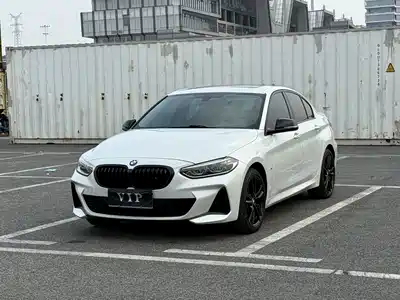 BMW 1