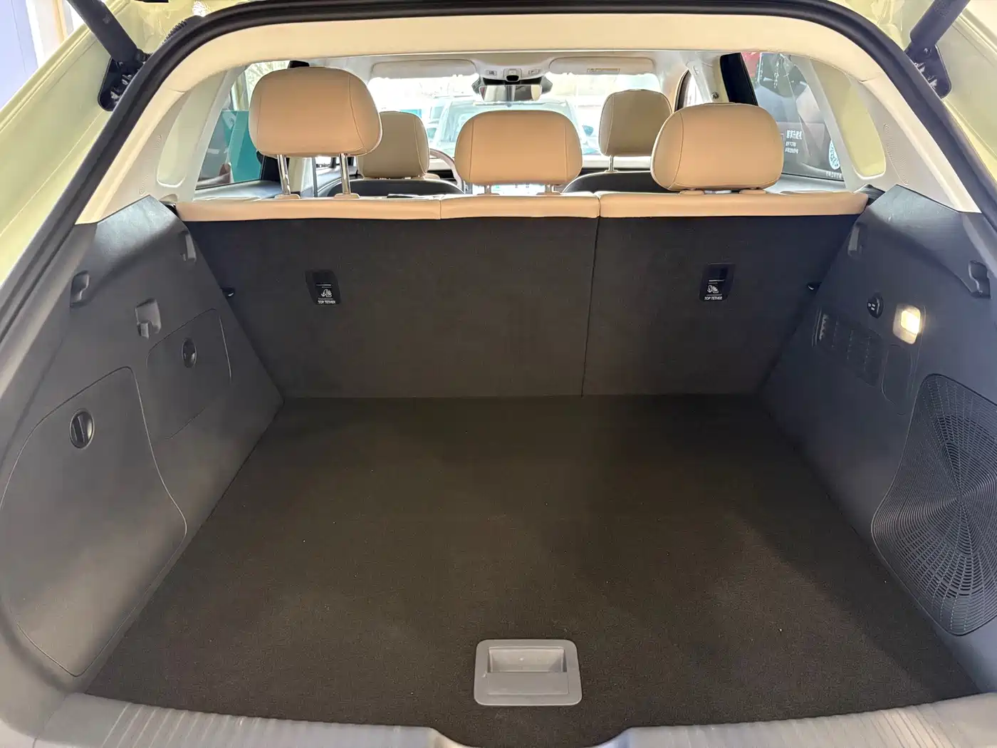 Hongqi HONGQI TIANGONG 06