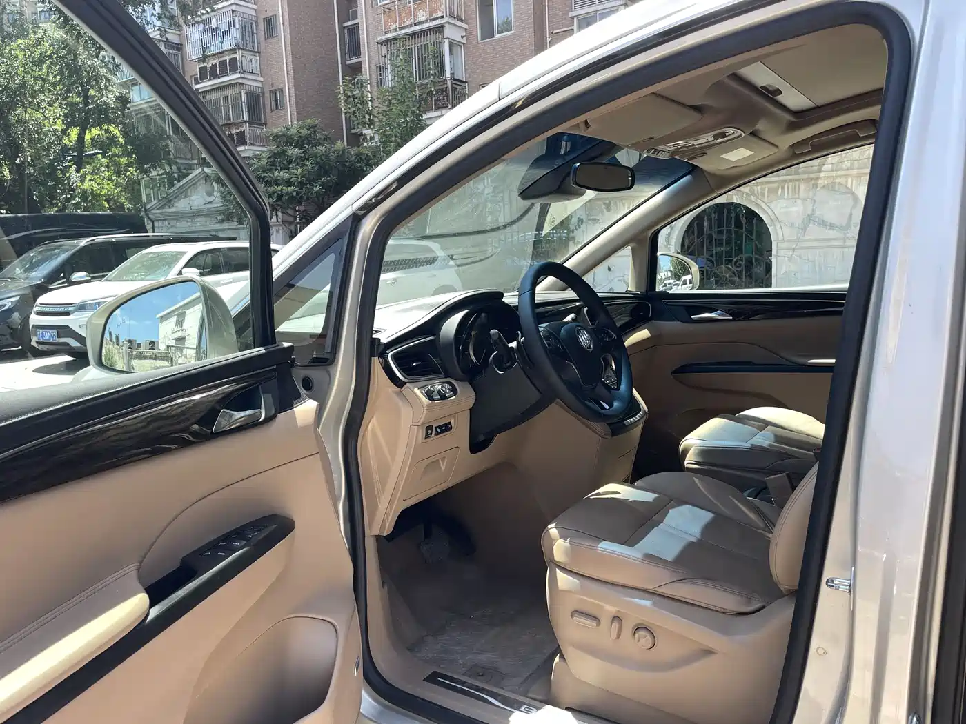 Buick GL8 2018 ES 28T Flagship Type China VI фото 14