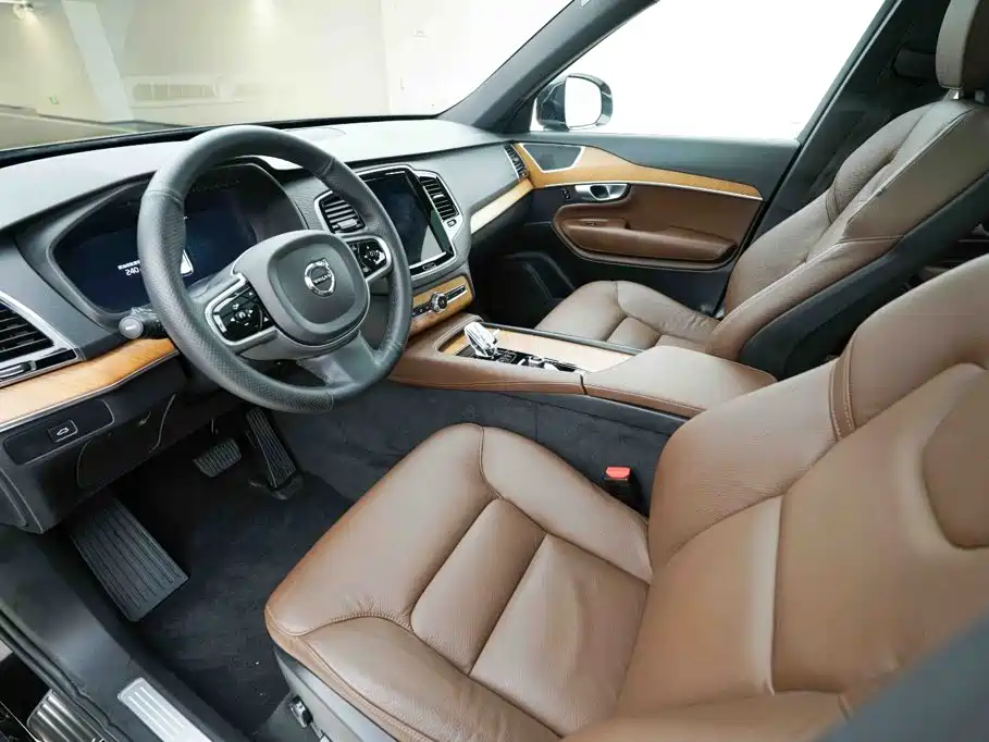 Volvo XC90 2023 2023 B6 Smart Comfort Luxury Edition 7-Seater