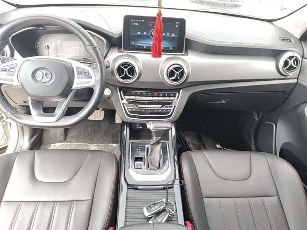 BAIC Zhixing 2019 2018 1.5T CVT Elite Edition China V