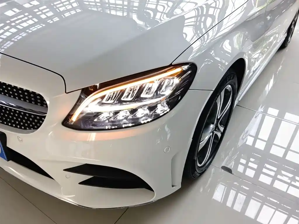 Mercedes-Benz C-Class 2020 Facelift C 260 L Sport фото 24