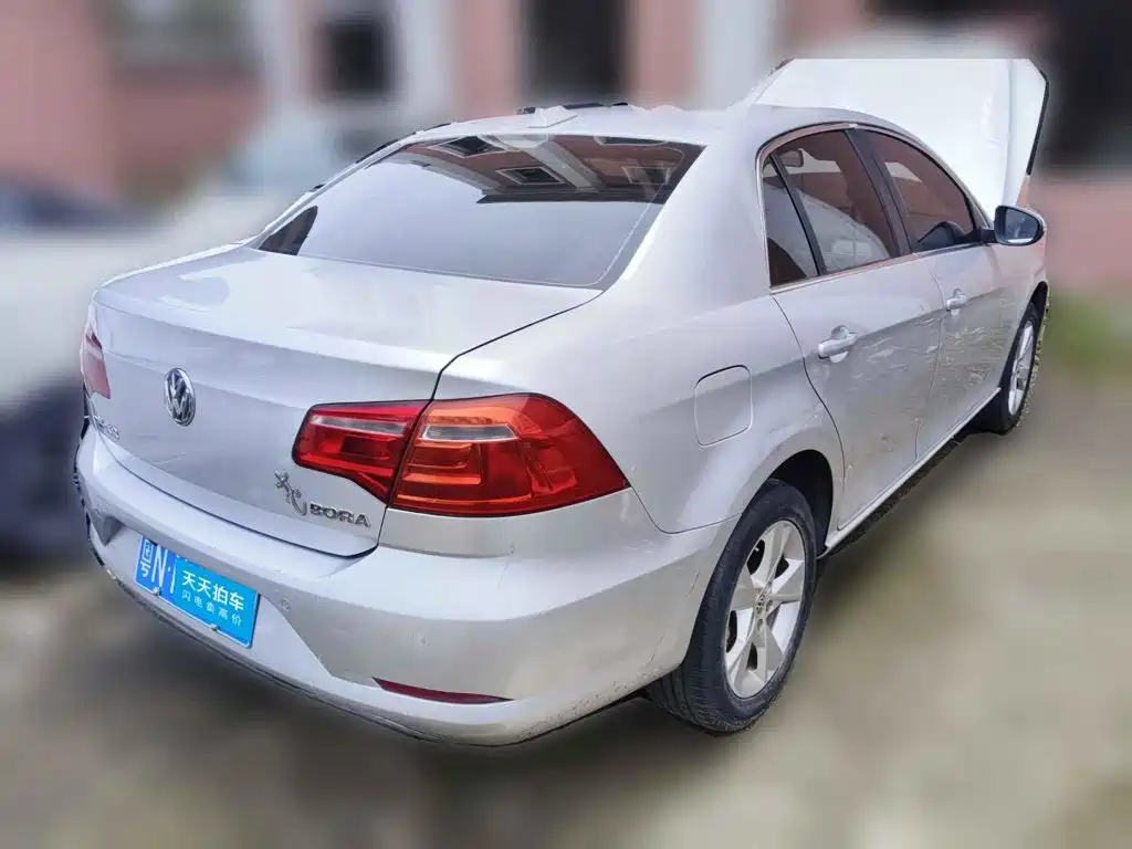 Photo 2 - Volkswagen Bora
