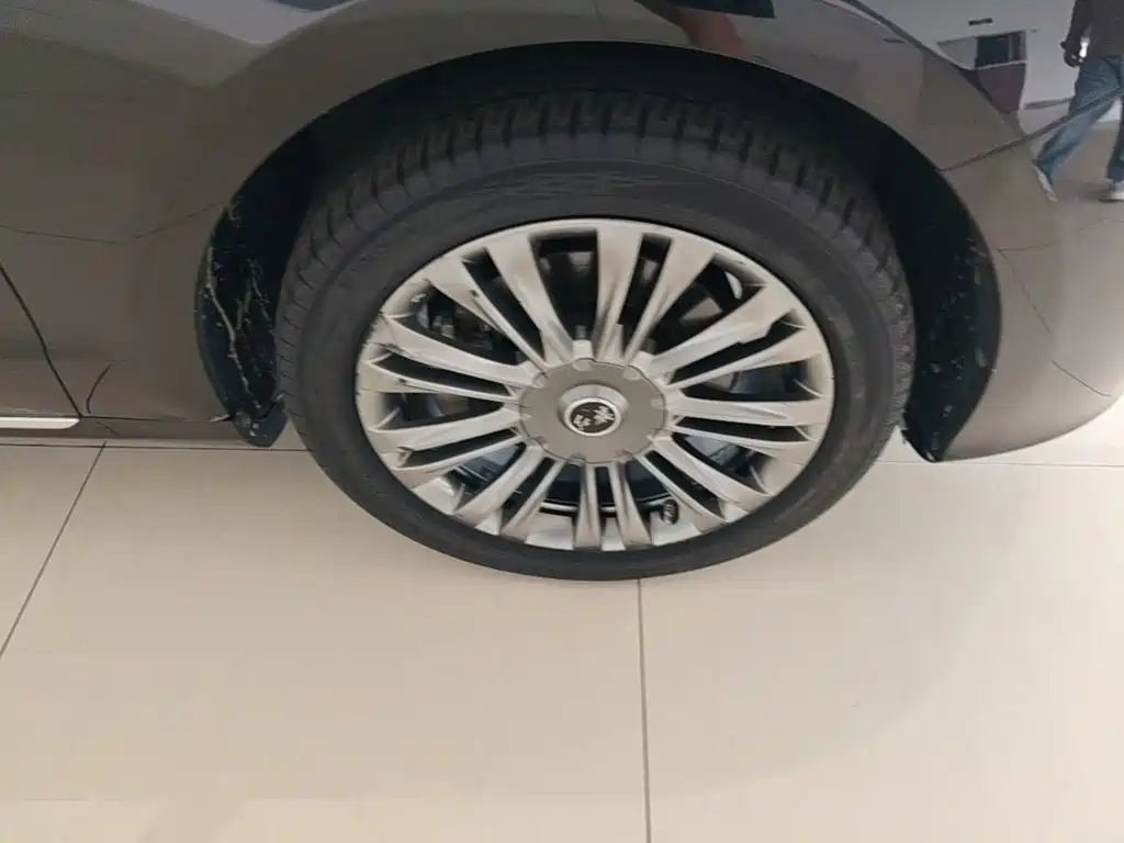Hongqi H7 2018 2018 2.0T Flagship Edition