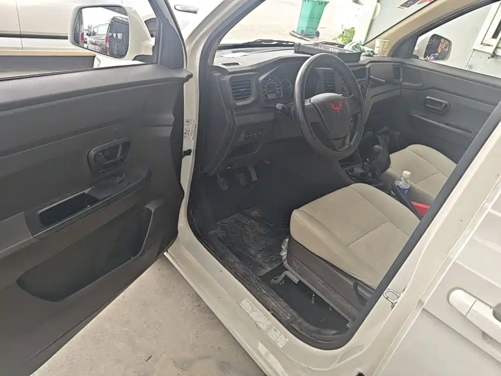 Wuling Motors Wuling Hongguang V 2024 2022 1.5L Power Enjoy Edition Electric Power Steering LAR