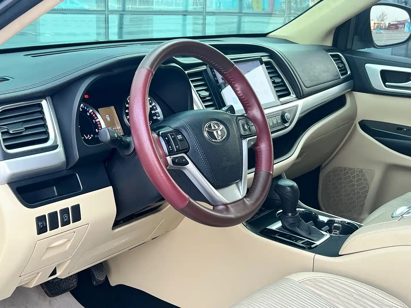 Toyota Highlander 2021 2.0T AWD Elite 7-Seater фото 7