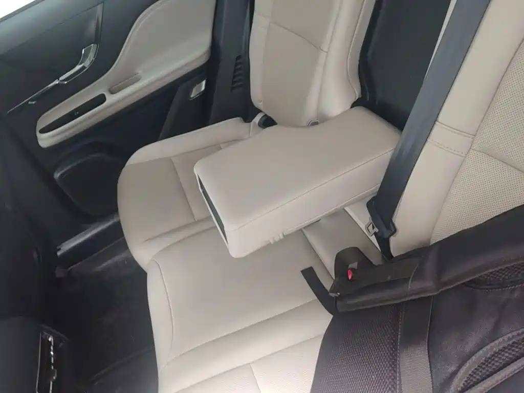 Lincoln Adventurer 2025 2024 2.0T FWD Elegance Edition