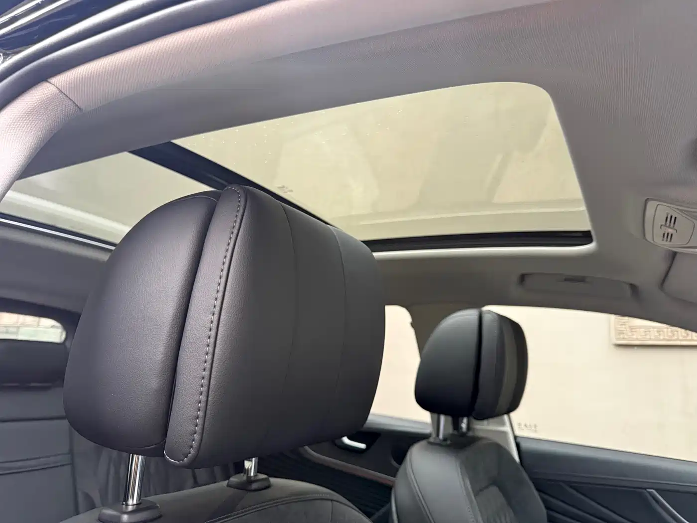 Hongqi HS5 2025 2.0T 2WD Qixiang Pro фото 14