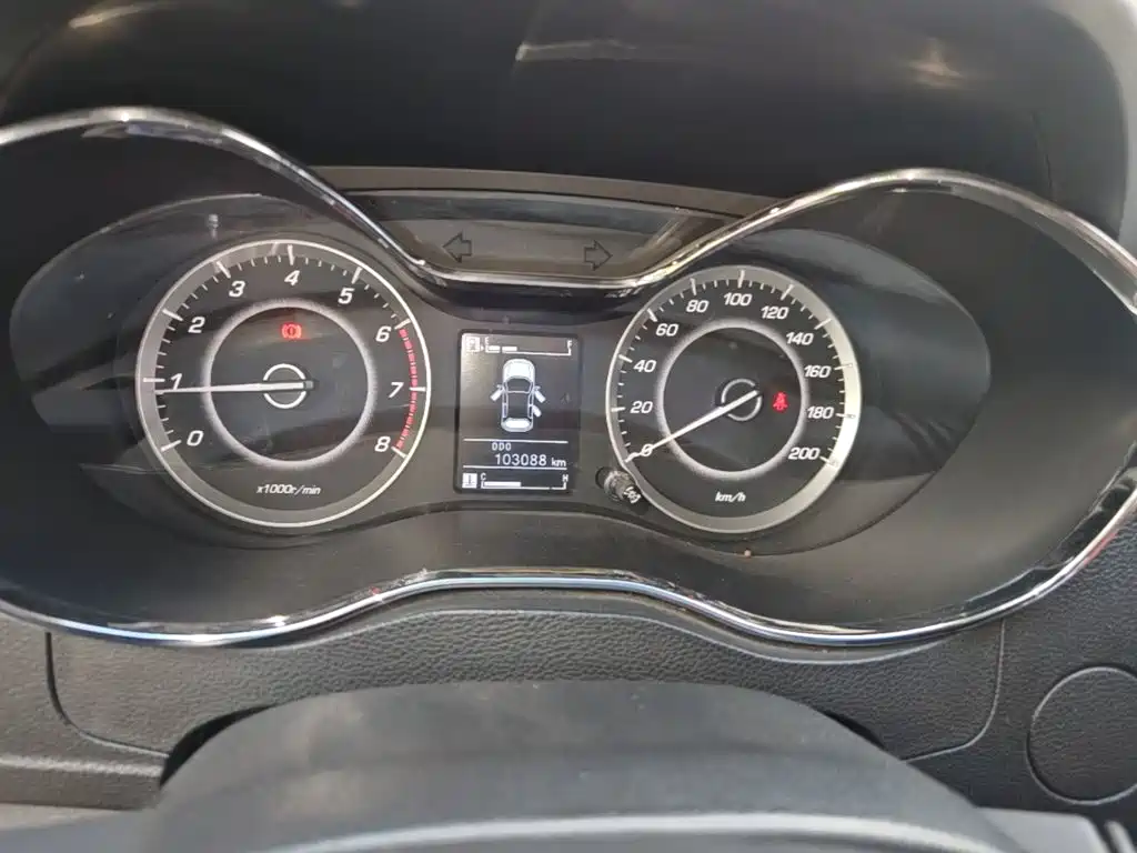 Baojun 560 2015 2015 1.8L Manual Elite