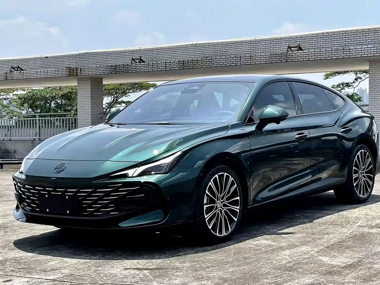 MG 7 2023 2.0T Automatic Hunting Beauty Premium Edition
