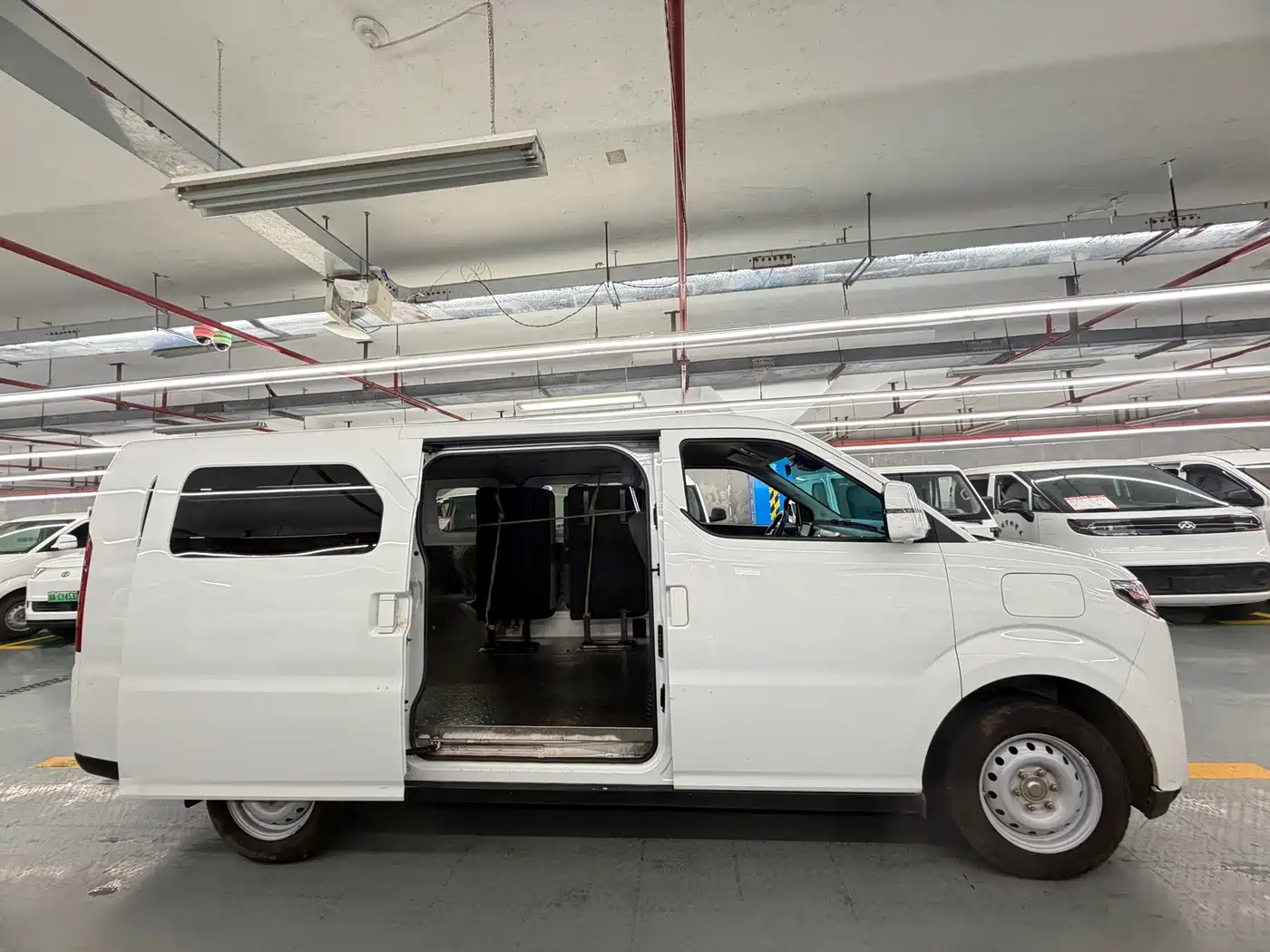 Ruichi New Energy EC75 2025 2025 Cargo Smart Super Charge Edition Pioneer I 52.16kWh