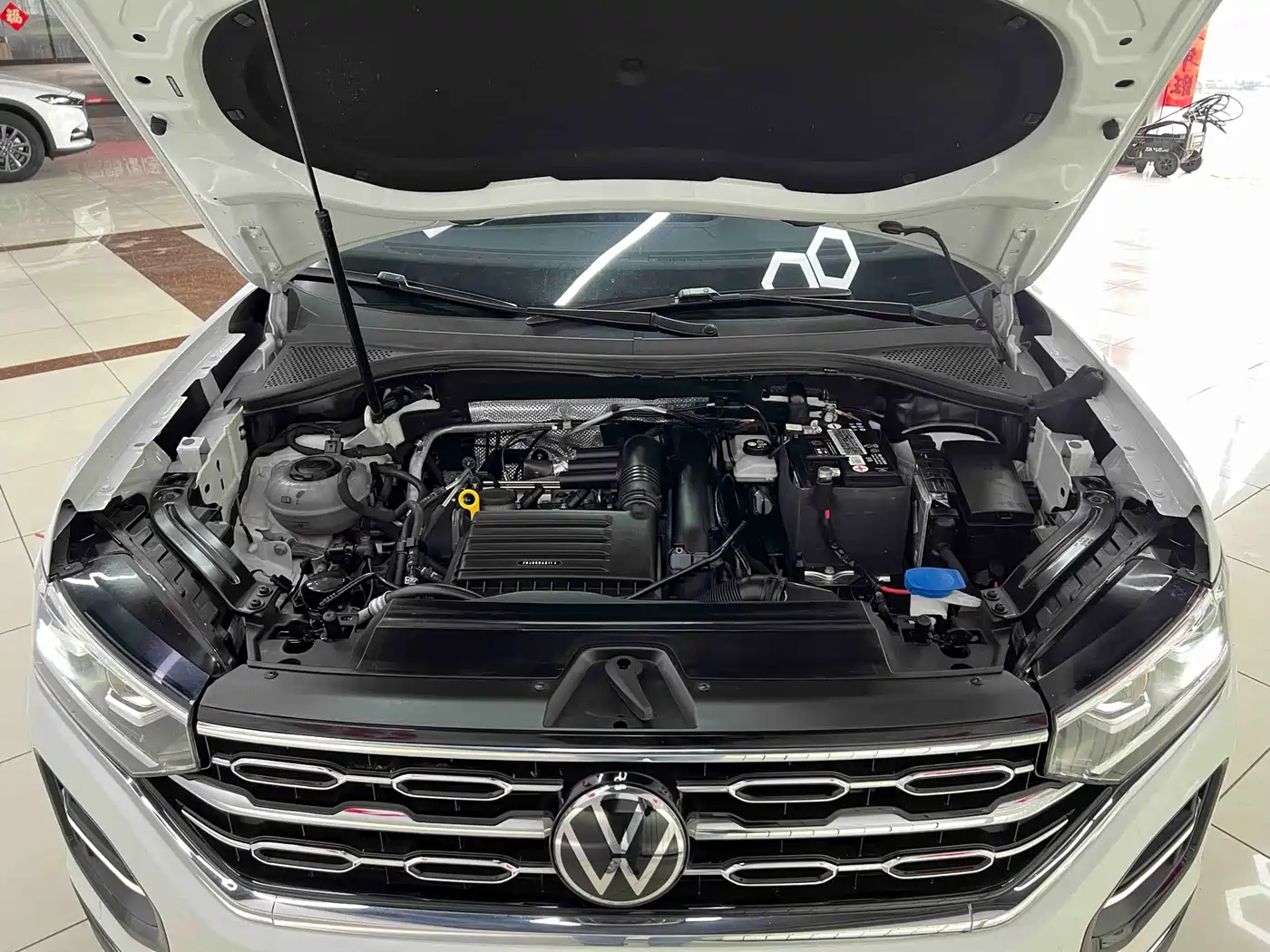 Volkswagen Tayron 2022 280TSI 2WD Luxury Smart Connect Edition фото 23
