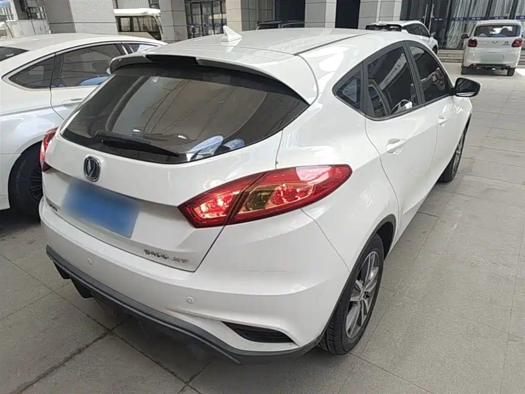 Changan Eado XT 2016 2016 1.6L Manual Stylish Cool Edition