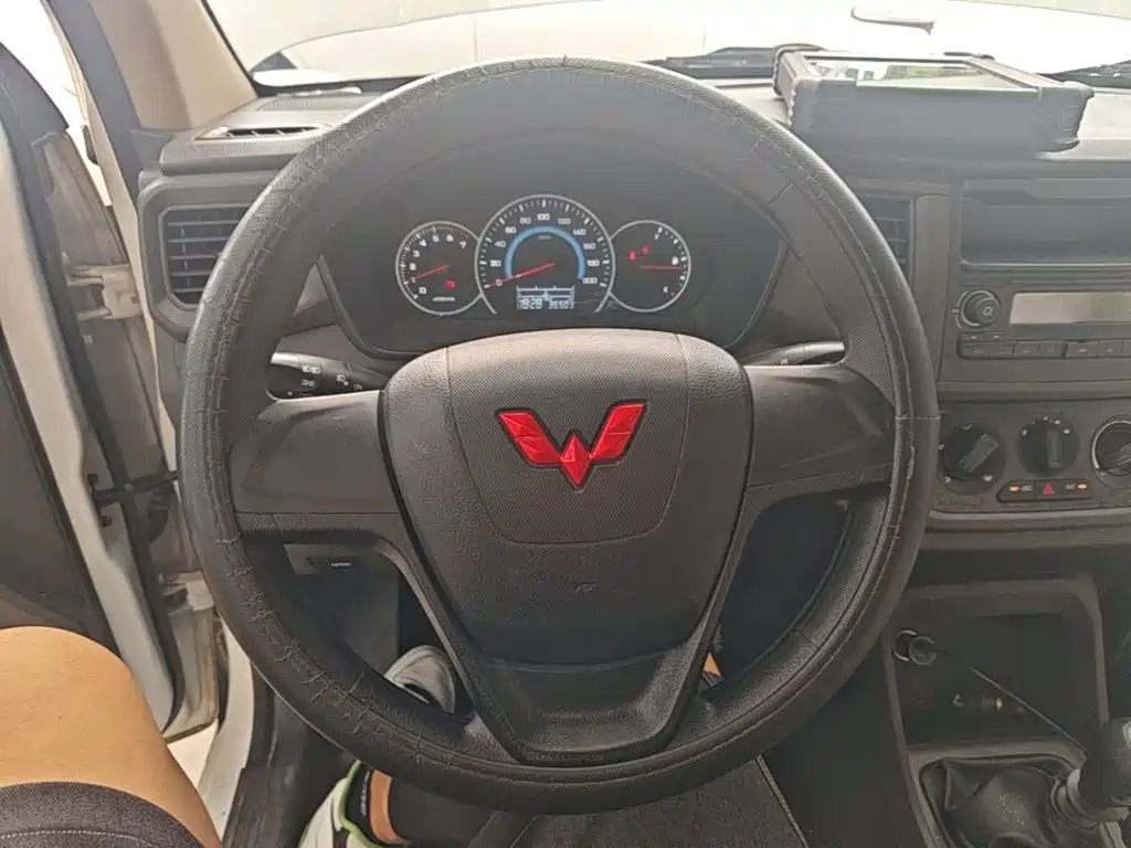 Wuling Motors Wuling Hongguang V 2024 2022 1.5L Power Enjoy Edition Electric Power Steering LAR